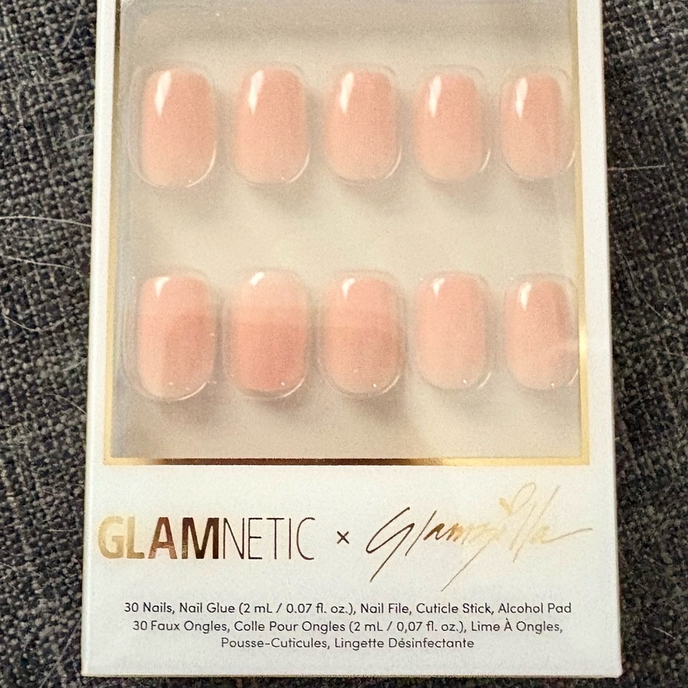 Glamnetic Glamzilla “For the IT Girls” - Picture 1 of 5